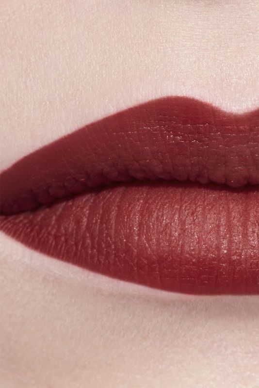 CHANEL Rouge Allure Velvet
