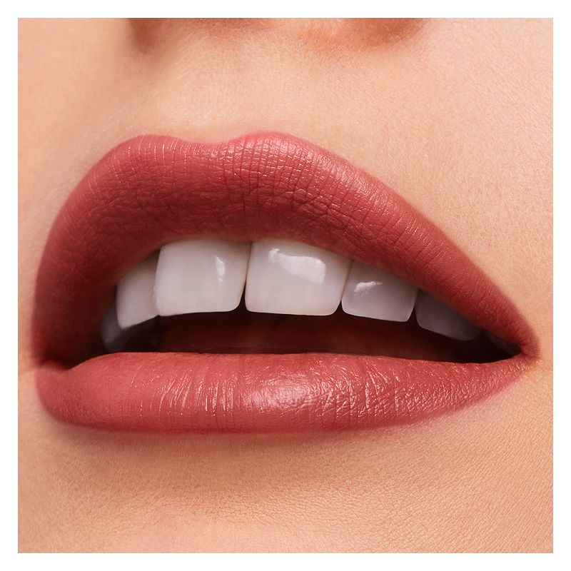 Estée Lauder Pure Color Lipstick, Rossetto Cremoso Lunga Tenuta, 3.5 g, Colore 410 Dynamic, Idratante con Finish Satinato per Labbra Morbide e Volumizzate Estée Lauder Pure Color Lipstick, Rossetto Cremoso Lunga Tenuta, 3.5 g, Colore 410 Dynamic, Idratante con Finish Satinato per Labbra Morbide e Volumizzate