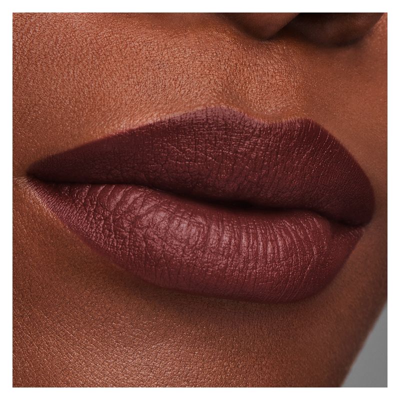 Estee Lauder Pure Color Lipstick, Rossetto Lunga Tenuta, 812 Change The World, Finish Matte, 3.5 g, Colore Intenso e Copertura Totale con Effetto Vellutato Estee Lauder Pure Color Lipstick, Rossetto Lunga Tenuta, 812 Change The World, Finish Matte, 3.5 g, Colore Intenso e Copertura Totale con Effetto Vellutato