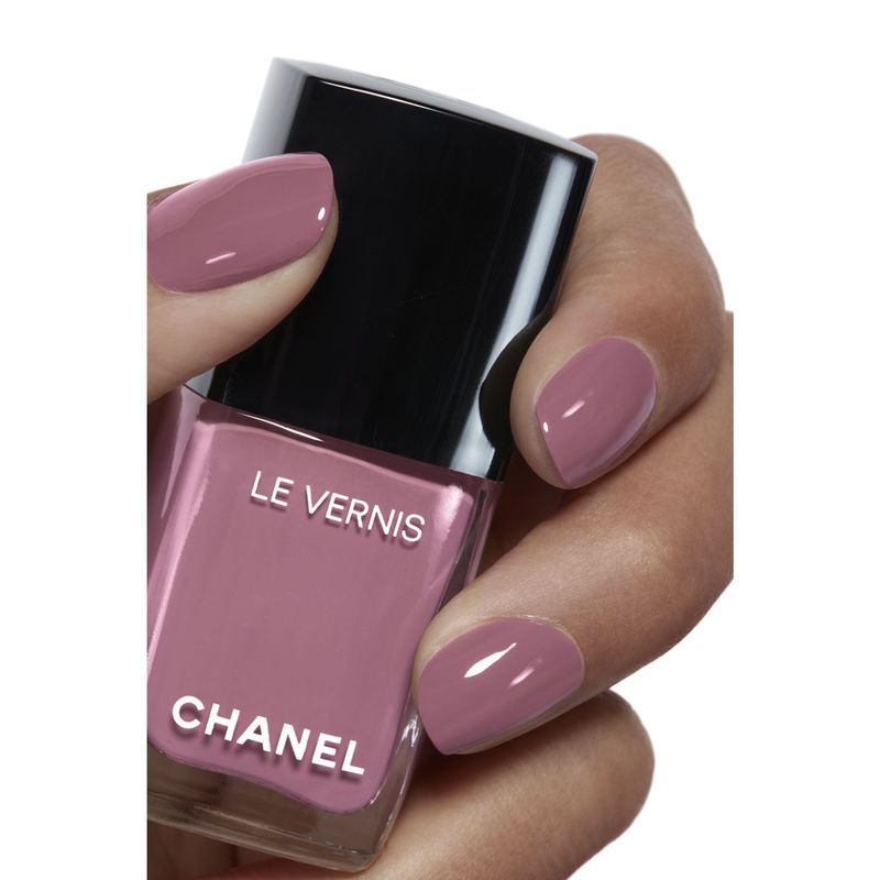CHANEL Le Vernis, Smalto per Unghie Lunga Tenuta, 13 ml, Colore 137 Sorcière, Finish Ultra-Brillante, Unghie perfette con effetto lacca professionale