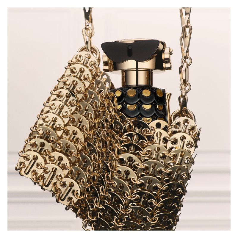 Rabanne Fame Parfum, Intensa Fragranza Donna, 30 ml Spray, Chypre Legnoso con Gelsomino, Incenso e Muschio, Profumo Femminile di Lunga Durata Rabanne Fame Parfum, Intensa Fragranza Donna, 30 ml Spray, Chypre Legnoso con Gelsomino, Incenso e Muschio, Profumo Femminile di Lunga Durata