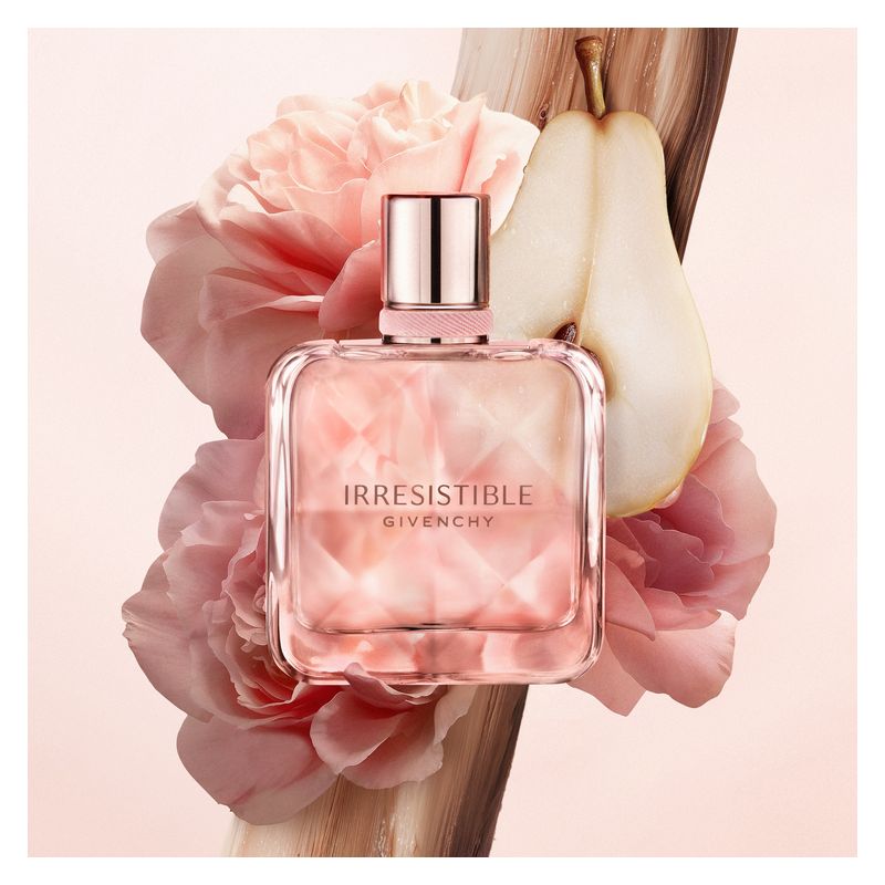 Givenchy Irresistible, Eau de Parfum Donna, 50 ml Spray, Profumo Floreale Legnoso Fruttato, Fragranza femminile magnetica, radiosa e persistente Givenchy Irresistible, Eau de Parfum Donna, 50 ml Spray, Profumo Floreale Legnoso Fruttato, Fragranza femminile magnetica, radiosa e persistente