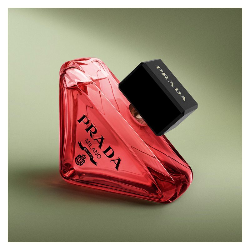 Prada Paradoxe Intense, Eau de Parfum Donna, 30 ml Spray Ricaricabile, Profumo Floreale Ambrato Legnoso Prada Paradoxe Intense, Eau de Parfum Donna, 30 ml Spray Ricaricabile, Profumo Floreale Ambrato Legnoso