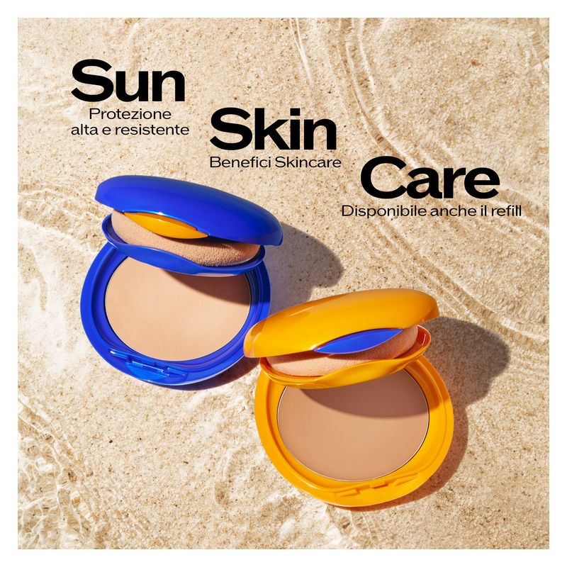 Shiseido Sun Tanning Compact Foundation SPF 10, Fondotinta Compatto Donna, 12 g, Ricarica Bronze, Effetto Pelle Baciata dal Sole, Uniformante