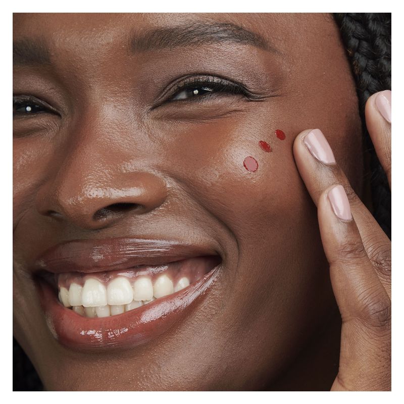 Armani Luminous Silk Cheek Tint, Blush Liquido Donna, 12 ml, 45 Flaming Red, Fard liquido effetto naturale e luminoso, Lunga tenuta Armani Luminous Silk Cheek Tint, Blush Liquido Donna, 12 ml, 45 Flaming Red, Fard liquido effetto naturale e luminoso, Lunga tenuta