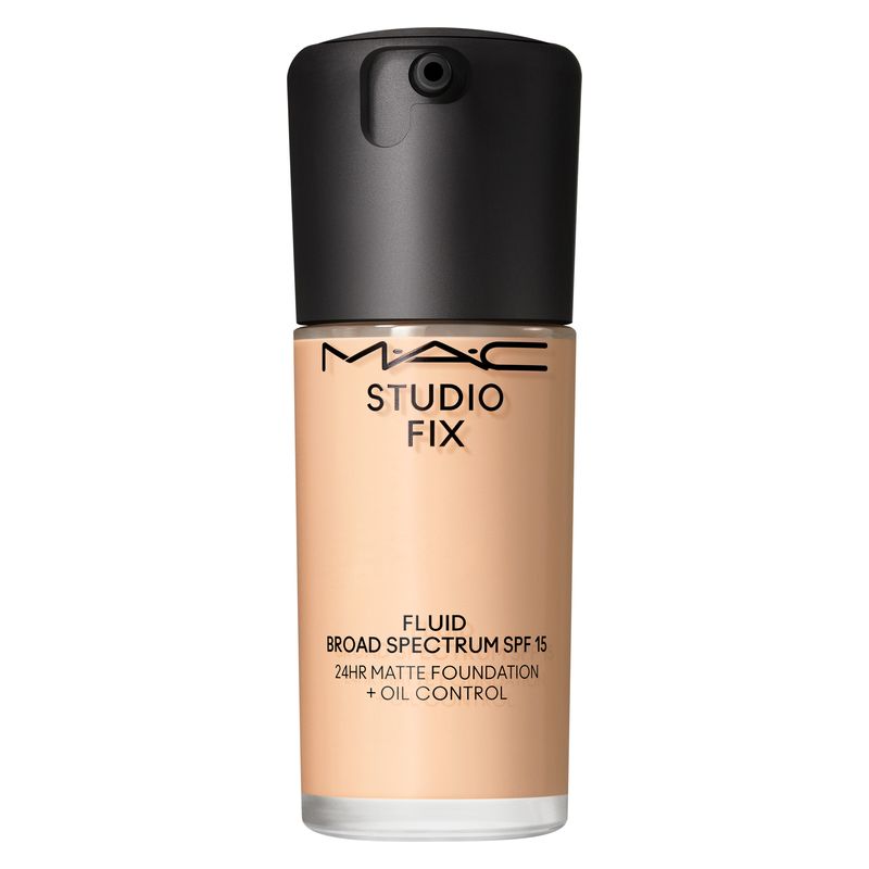 MAC Studio Fix Fluid SPF 15, Fondotinta Fluido Soft-Matte Lunga Tenuta, Colore NC16, 30 ml, Effetto Seconda Pelle, Controllo Sebo, Coprenza Naturale MAC Studio Fix Fluid SPF 15, Fondotinta Fluido Soft-Matte Lunga Tenuta, Colore NC16, 30 ml, Effetto Seconda Pelle, Controllo Sebo, Coprenza Naturale