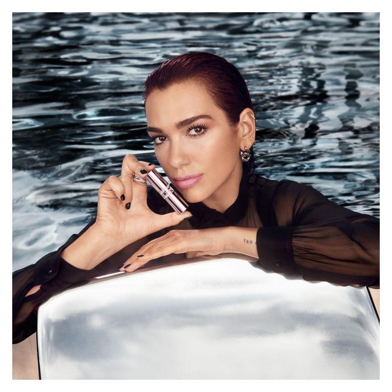 Yves Saint Laurent Loveshine Candy Glow, Balsamo Labbra Idratante, 5B Nude Crush, 3.2g, Finish Luminoso, Trattamento Labbra Effetto Rimpolpante Yves Saint Laurent Loveshine Candy Glow, Balsamo Labbra Idratante, 5B Nude Crush, 3.2g, Finish Luminoso, Trattamento Labbra Effetto Rimpolpante