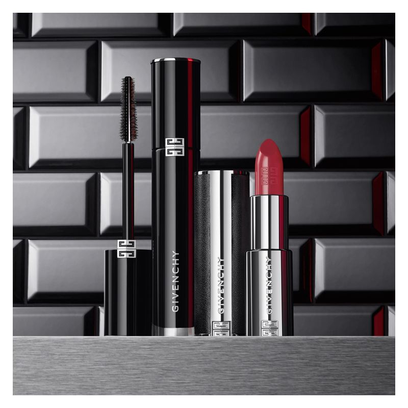 Givenchy LE ROUGE INTERDIT INTENSE SILK
ROSSETTO - Finish vellutato, colore luminoso