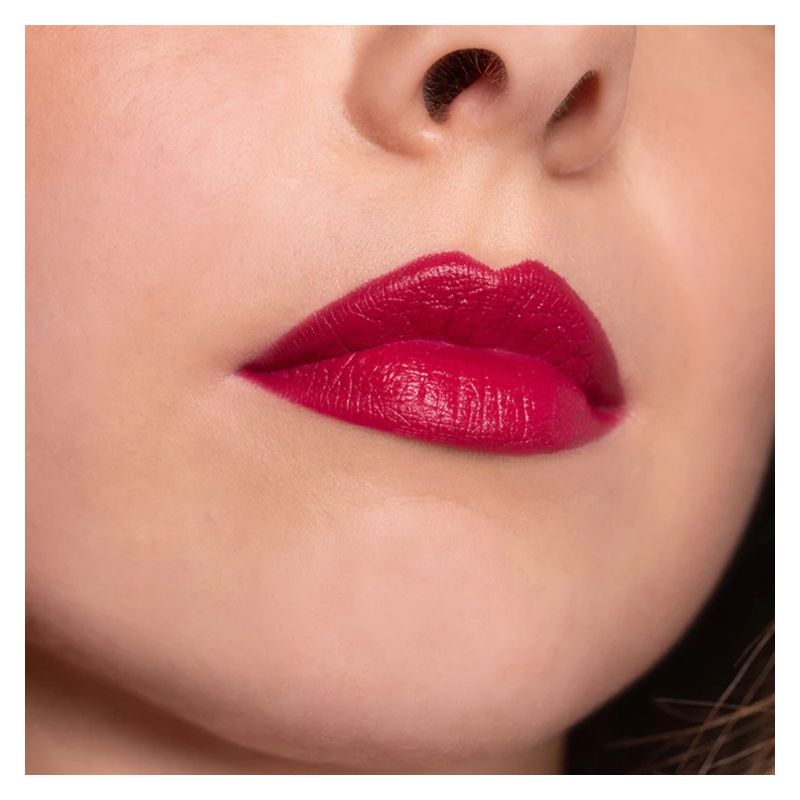 OVERSKIN Click'n Kiss, Rossetto Jumbo Vellutato Donna, 07 Ruby Nora, 2 g, Cremoso Idratante Lunga Durata, Finish Opaco per Labbra Morbide OVERSKIN Click'n Kiss, Rossetto Jumbo Vellutato Donna, 07 Ruby Nora, 2 g, Cremoso Idratante Lunga Durata, Finish Opaco per Labbra Morbide