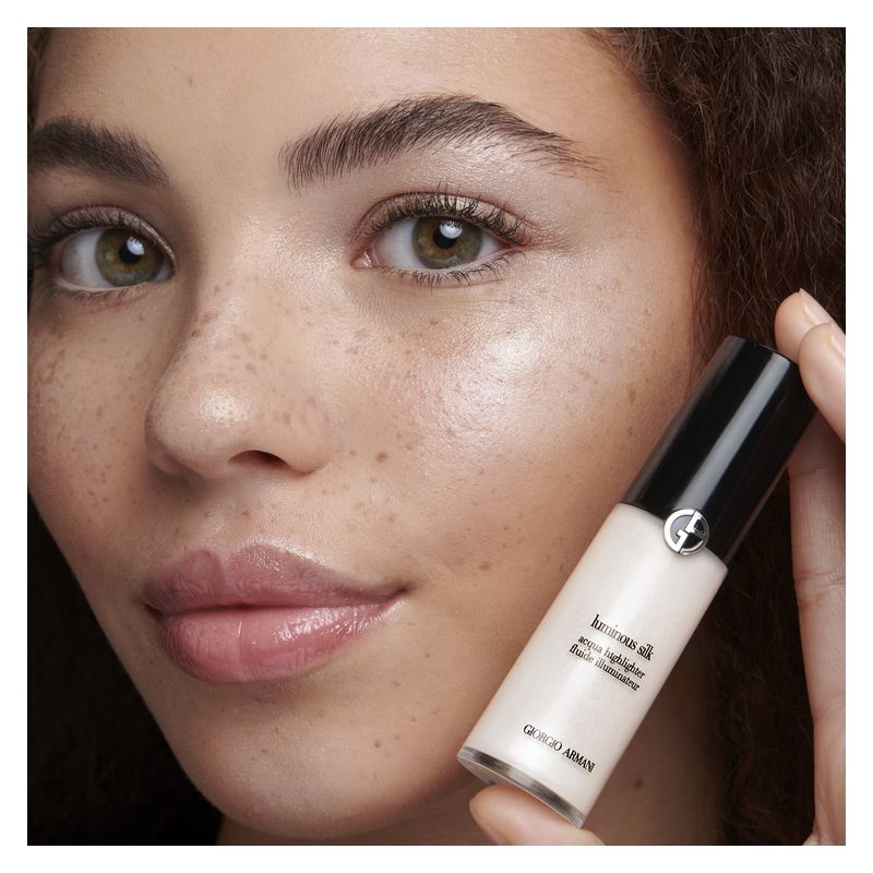 Armani Luminous Silk Acqua Highlighter - Illuminante Liquido Leggero