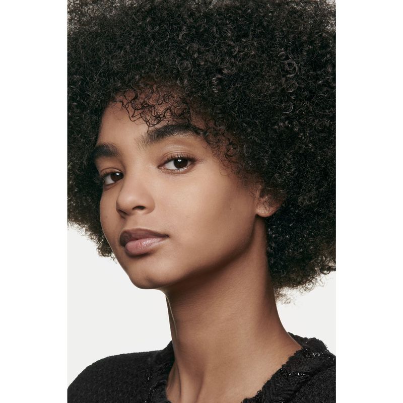CHANEL ULTRA LE TEINT VELVET