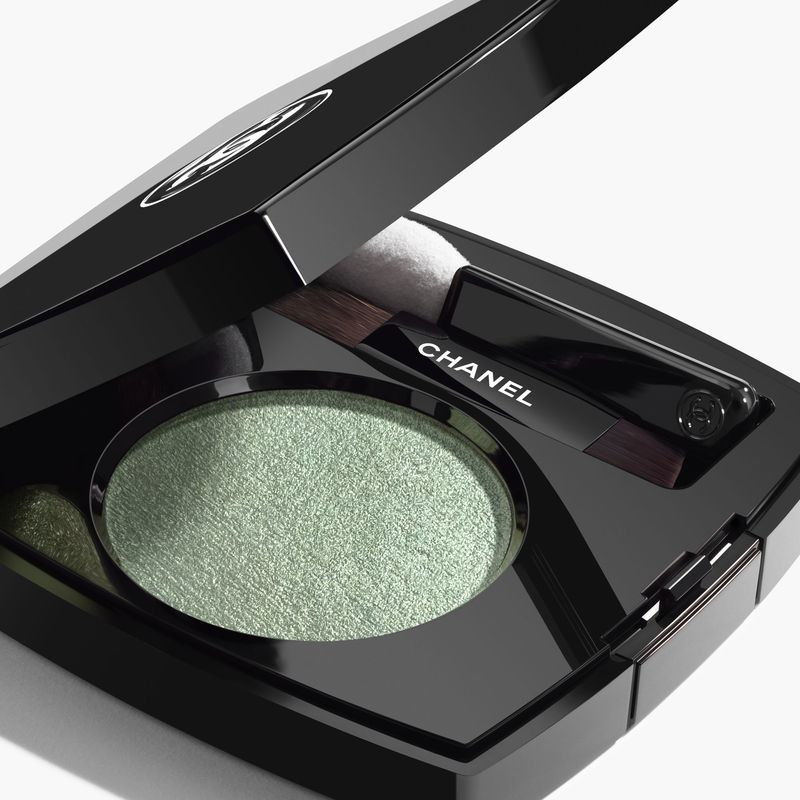 CHANEL OMBRE ESSENTIELLE