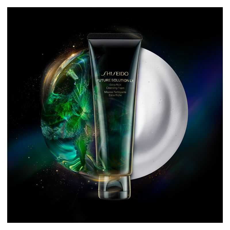 Shiseido FUTURE SOLUTION LX EXTRA RICH CLEANSING FOAM