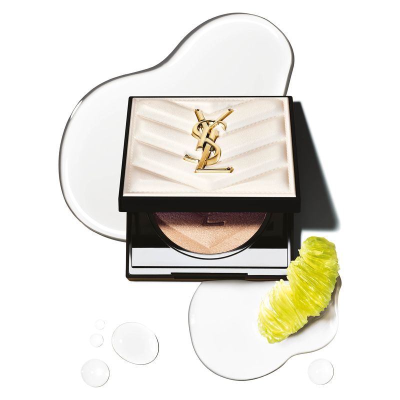 Yves Saint Laurent All Hours Hyper Luminize, Poudre Illuminatrice Versatile Donna, 5 g, 02 - Hypnotic Honey, Illuminante in polvere effetto glow Yves Saint Laurent All Hours Hyper Luminize, Poudre Illuminatrice Versatile Donna, 5 g, 02 - Hypnotic Honey, Illuminante in polvere effetto glow