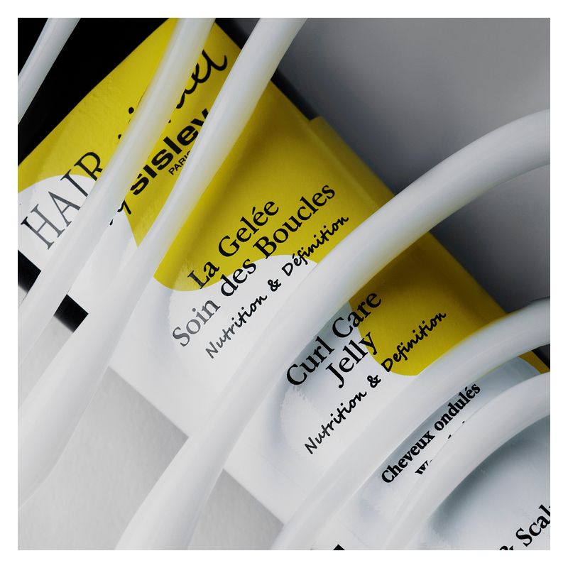 Sisley Hair Rituel La Gelée Soin Des Boucles, Gel Crema Capelli Mossi e Ricci, Nutre e Definisce, 150 ml, Azione Anticrespo e Termoprotettore per Styling Sisley Hair Rituel La Gelée Soin Des Boucles, Gel Crema Capelli Mossi e Ricci, Nutre e Definisce, 150 ml, Azione Anticrespo e Termoprotettore per Styling