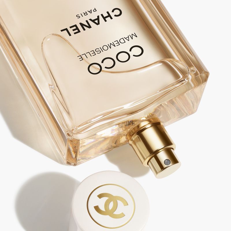 CHANEL Coco Mademoiselle, Olio per il Corpo Donna, 200 ml, Spray Idratante e Profumato, Pelle Morbida e Setosa, Fragranza Ambrata Fresca CHANEL Coco Mademoiselle, Olio per il Corpo Donna, 200 ml, Spray Idratante e Profumato, Pelle Morbida e Setosa, Fragranza Ambrata Fresca