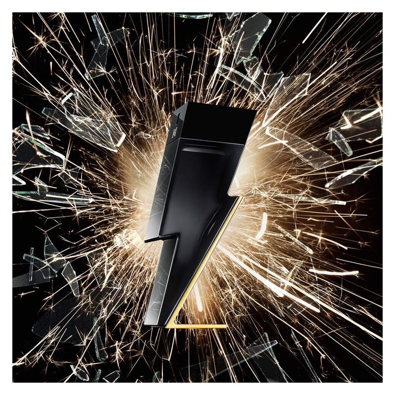 Carolina Herrera Bad Boy, Eau de Toilette Uomo, 150 ml Spray, Profumo maschile audace e seducente, Fragranza Ambrato Speziato Carolina Herrera Bad Boy, Eau de Toilette Uomo, 150 ml Spray, Profumo maschile audace e seducente, Fragranza Ambrato Speziato