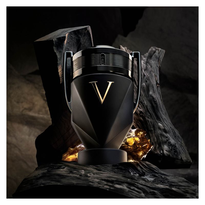 Rabanne Invictus Victory Absolu, Parfum Intense Uomo, 50 ml Spray, Fragranza maschile intensa, legnosa, speziata e ambrata, Profumo Uomo
