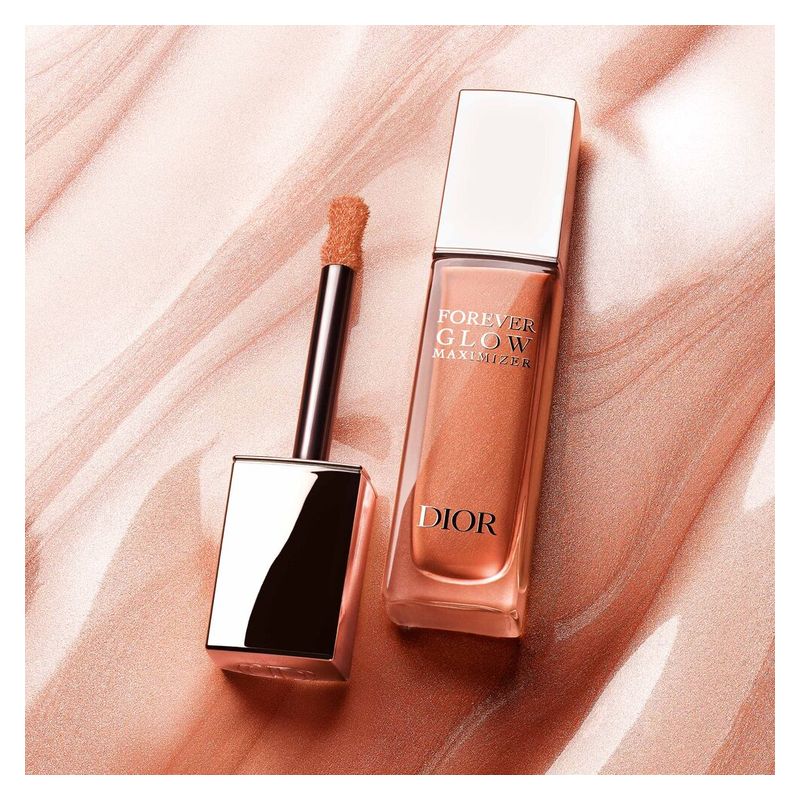 DIOR Forever Glow Maximizer, Illuminante Liquido Viso Donna, 11 ml, Colore Copper, Lunga Tenuta, Effetto Glow Intenso e Naturale, Make-up Viso DIOR Forever Glow Maximizer, Illuminante Liquido Viso Donna, 11 ml, Colore Copper, Lunga Tenuta, Effetto Glow Intenso e Naturale, Make-up Viso
