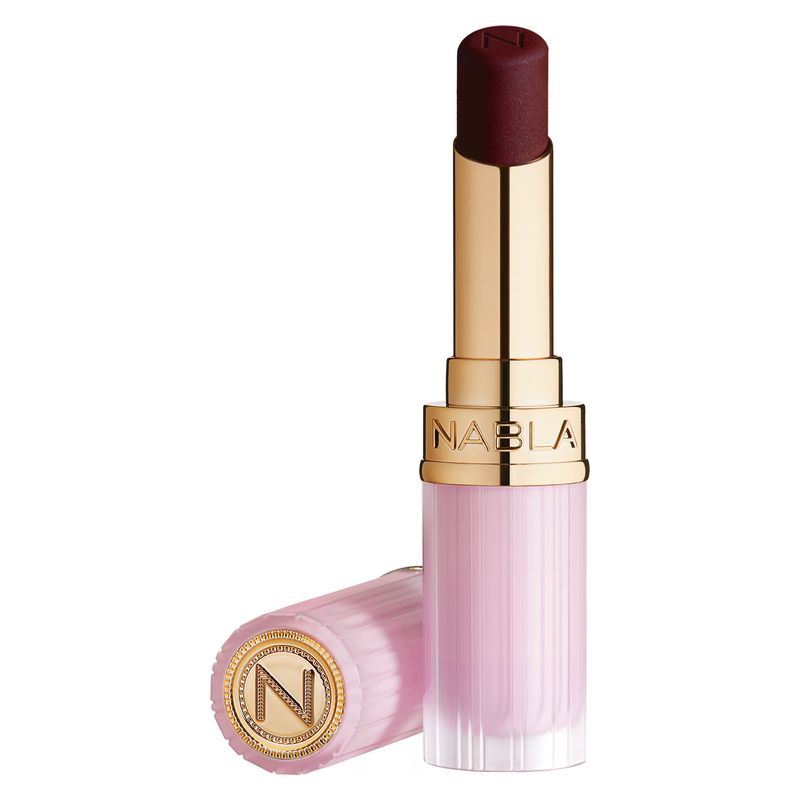 NABLA Beyond Blurry Lipstick, Rossetto Effetto Soft-Focus, Donna, 3.2 g, Colore Nocturna, Rossetto matte vellutato a lunga tenuta NABLA Beyond Blurry Lipstick, Rossetto Effetto Soft-Focus, Donna, 3.2 g, Colore Nocturna, Rossetto matte vellutato a lunga tenuta