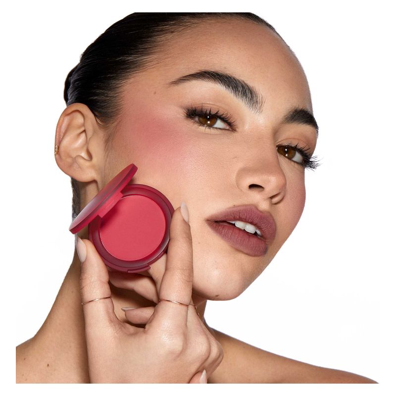 NABLA Close-Up Blurring Powder Blush