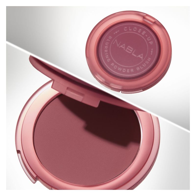 NABLA Close-Up Blurring Powder Blush, Fard in Polvere Donna, ENIGMA, 5 g, Effetto Levigante e Soft-Focus, Finish Matte a Lunga Tenuta per Guance Sane