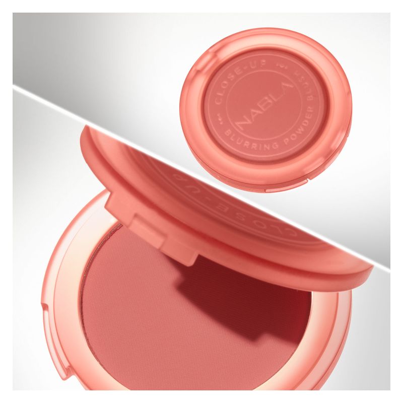 NABLA Close-Up Blurring Powder Blush, Fard in Polvere Levigante Donna, 5 g, Colore Paradise, Finish Matte Soft-Focus per un Effetto Seconda Pelle NABLA Close-Up Blurring Powder Blush, Fard in Polvere Levigante Donna, 5 g, Colore Paradise, Finish Matte Soft-Focus per un Effetto Seconda Pelle