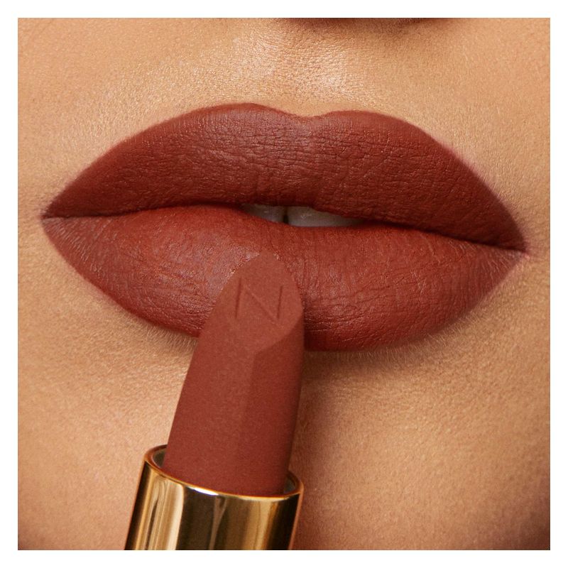 NABLA Matte Pleasure Lipstick, Rossetto Opaco Colore HEATWAVE CLAY, 3.5 g, Finish Vellutato Intenso e Comfort a Lunga Tenuta per Labbra Morbide NABLA Matte Pleasure Lipstick, Rossetto Opaco Colore HEATWAVE CLAY, 3.5 g, Finish Vellutato Intenso e Comfort a Lunga Tenuta per Labbra Morbide