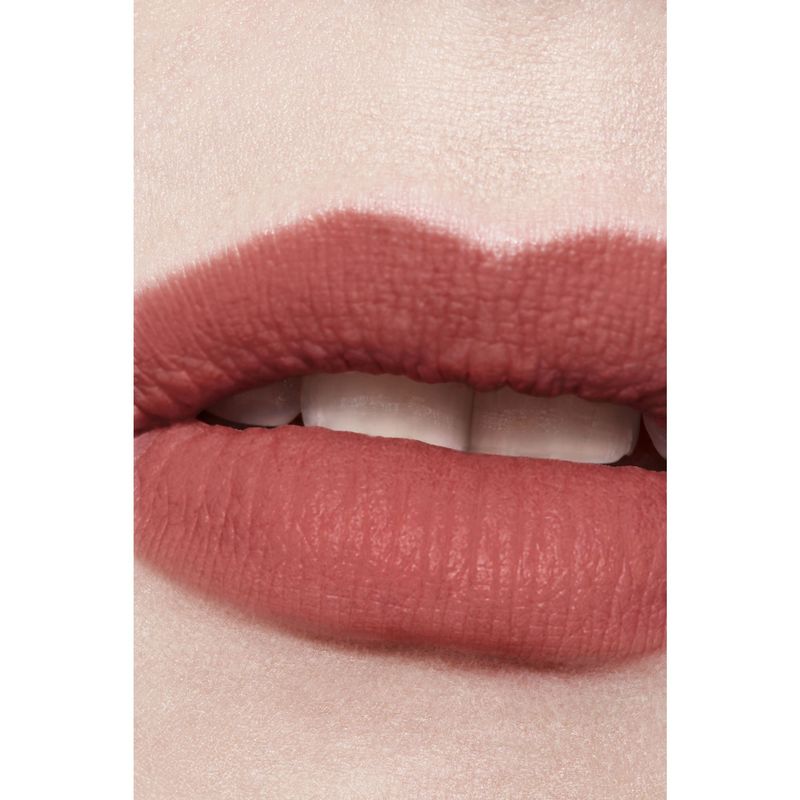 CHANEL Rouge Allure Liquid Velvet, Rossetto Fluido Opaco Donna, 6 ml, Colore 242 Saisissante, Lunga Tenuta Effetto Vellutato, Rossetto Liquido CHANEL Rouge Allure Liquid Velvet, Rossetto Fluido Opaco Donna, 6 ml, Colore 242 Saisissante, Lunga Tenuta Effetto Vellutato, Rossetto Liquido