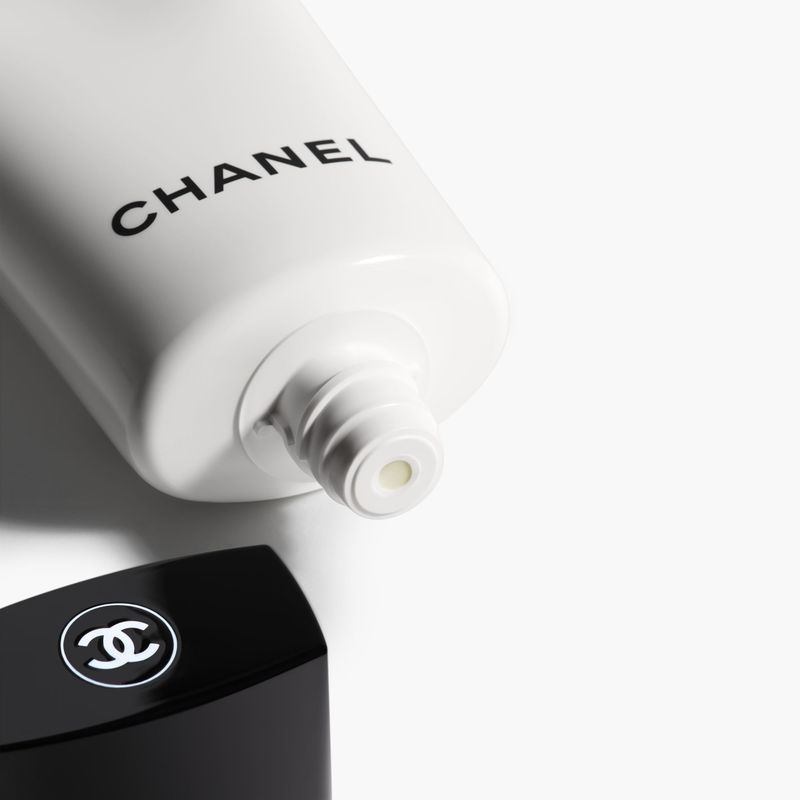 CHANEL LA MOUSSE