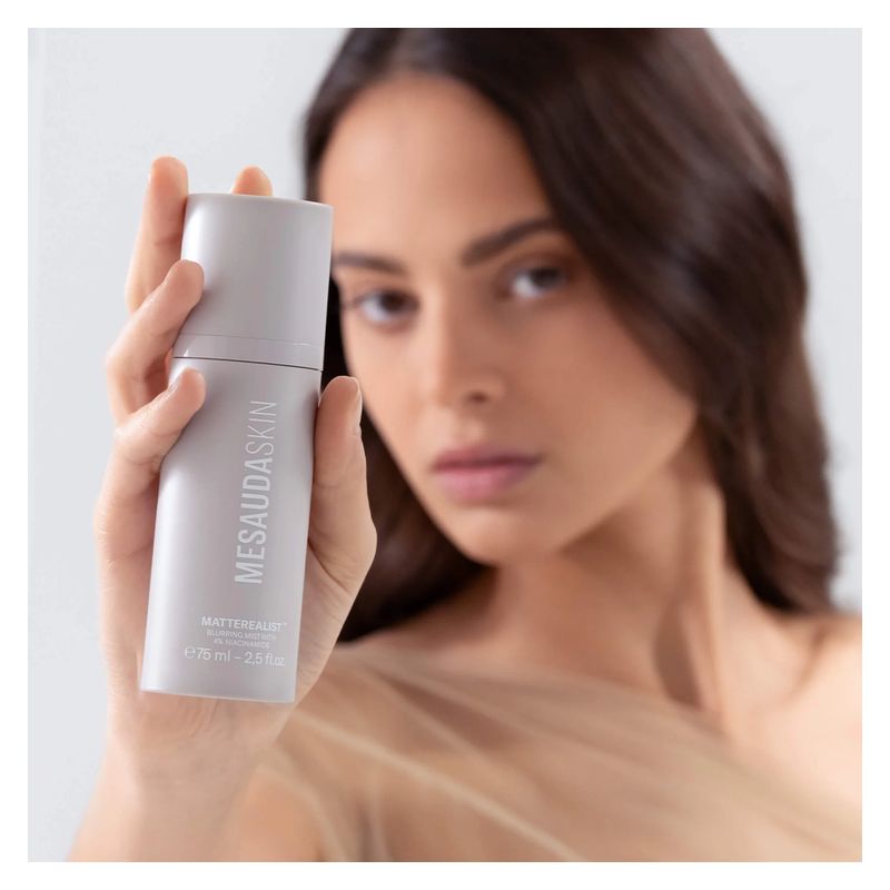 MESAUDA MATTEREALIST BLURRING MIST WITH 4 % NIACINAMIDE
