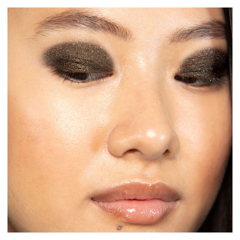 BLONDESISTER Gloweye Eyeshadow, Ombretto Liquido 09 Midnight Brown, 2,5 ml, Finish Luminoso e Lunga Tenuta, Make-up Occhi per Sguardo Intenso