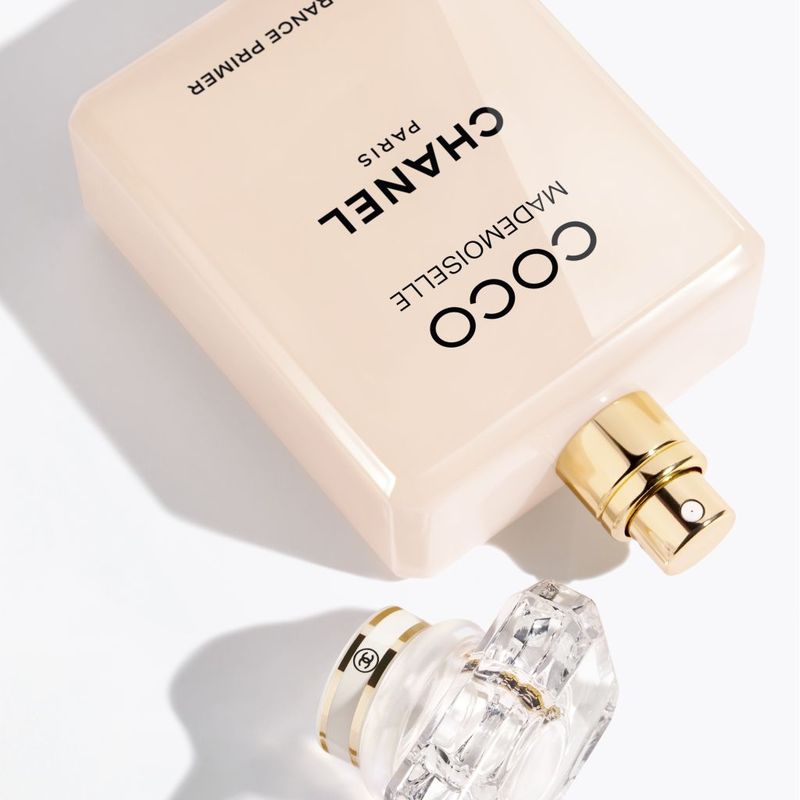 CHANEL Coco Mademoiselle Fragrance Primer, Brume Idratante Donna, 100 ml Spray, Base per Profumo a Lunga Durata CHANEL Coco Mademoiselle Fragrance Primer, Brume Idratante Donna, 100 ml Spray, Base per Profumo a Lunga Durata