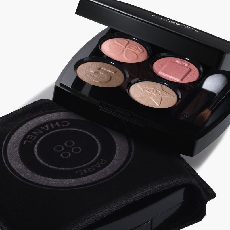 CHANEL Les 4 Ombres Boutons