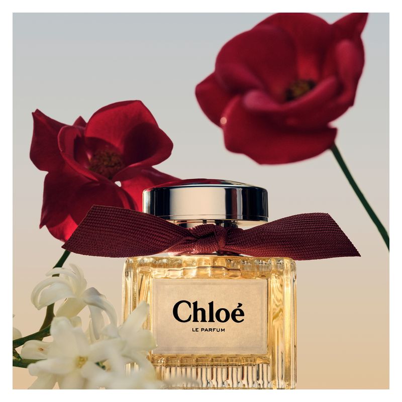 Chloé Le Parfum, Parfum Donna, 30 ml Ricaricabile Spray, Fragranza Floreale Ambrata, Profumo femminile intenso e sensuale Chloé Le Parfum, Parfum Donna, 30 ml Ricaricabile Spray, Fragranza Floreale Ambrata, Profumo femminile intenso e sensuale