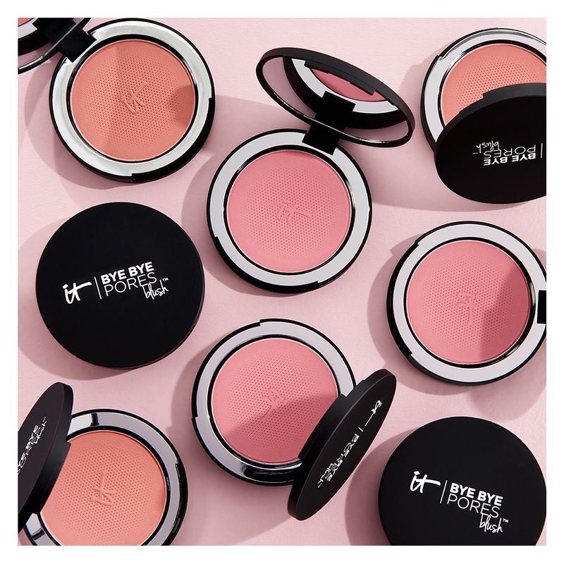 IT Cosmetics Bye Bye Pores Blush, Fard in Polvere Effetto Seta, SWEET CHEECKS, 5.44 g, Minimizza Pori e Imperfezioni, Make-up Viso Anti-età IT Cosmetics Bye Bye Pores Blush, Fard in Polvere Effetto Seta, SWEET CHEECKS, 5.44 g, Minimizza Pori e Imperfezioni, Make-up Viso Anti-età