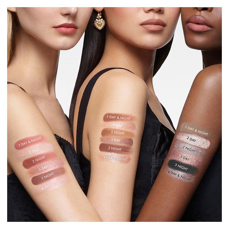 Dolce & Gabbana Ever Icon Eye Palette, Ombretti Donna, 6.5 g, 03 Chrome Star, Lunga Tenuta, Multi-Finish, Palette Occhi per Look Giorno e Sera Dolce & Gabbana Ever Icon Eye Palette, Ombretti Donna, 6.5 g, 03 Chrome Star, Lunga Tenuta, Multi-Finish, Palette Occhi per Look Giorno e Sera