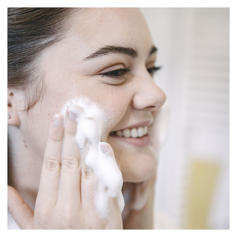 URIAGE - Mousse D'eau Nettoyante