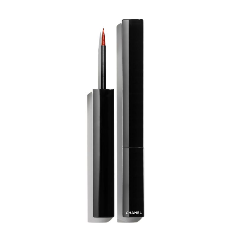 CHANEL Le Liner De Chanel, Eyeliner Liquido Ultra-Preciso, 542 Flamboyant, 2,5 ml, Lunga Tenuta e Waterproof, Edizione Limitata per un look intenso CHANEL Le Liner De Chanel, Eyeliner Liquido Ultra-Preciso, 542 Flamboyant, 2,5 ml, Lunga Tenuta e Waterproof, Edizione Limitata per un look intenso