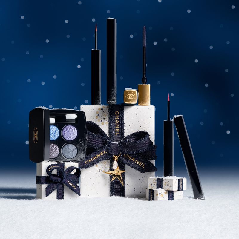 CHANEL Le Liner De Chanel, Eyeliner Liquido Ultra-Preciso, 542 Flamboyant, 2,5 ml, Lunga Tenuta e Waterproof, Edizione Limitata per un look intenso CHANEL Le Liner De Chanel, Eyeliner Liquido Ultra-Preciso, 542 Flamboyant, 2,5 ml, Lunga Tenuta e Waterproof, Edizione Limitata per un look intenso