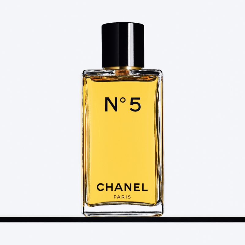 CHANEL N°5, Eau de Toilette Donna, 75 ml Spray, Profumo Floreale Aldeidico iconico, fragranza femminile senza tempo, idea regalo per lei CHANEL N°5, Eau de Toilette Donna, 75 ml Spray, Profumo Floreale Aldeidico iconico, fragranza femminile senza tempo, idea regalo per lei