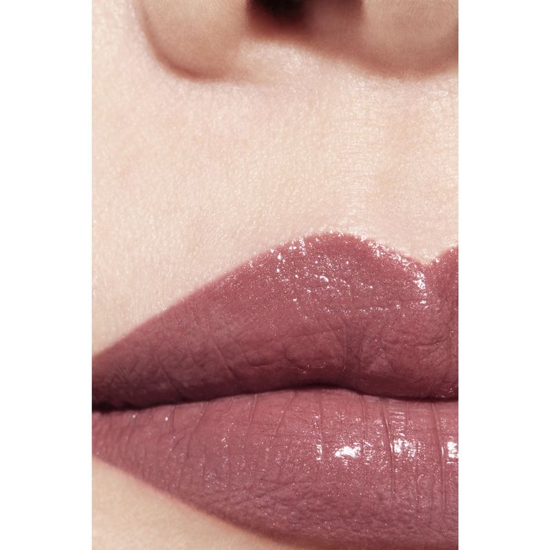 CHANEL Rouge Coco Rossetto Satinato, Idratante e Levigante, Colore 102 Flying Cloud, 3.5 g, Make-Up Labbra a Lunga Tenuta con Finish Luminoso