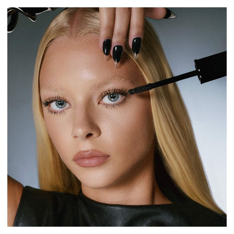 NABLA - Beyond Bold Mascara - Mascara extra volume immediato