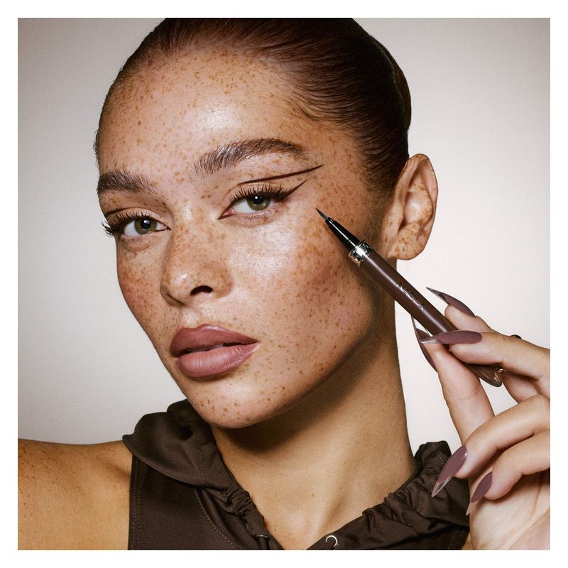 NABLA - True Signature Liner - Eyeliner liquido waterproof di precisione