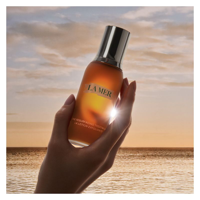 LA MER - THE RESURFACING TREATMENT