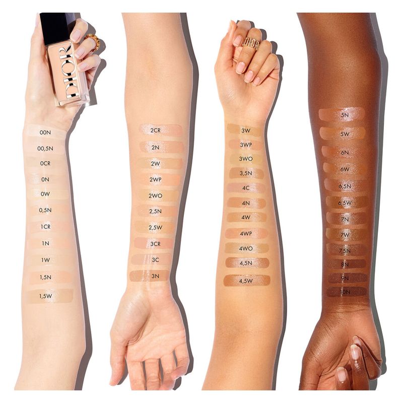 DIOR Forever Skin Glow Fondotinta Fluido Luminoso, 6 Warm, Lunga Tenuta 24h e Idratazione 48h, 30 ml, SPF 25 PA+++, per Pelli Sensibili