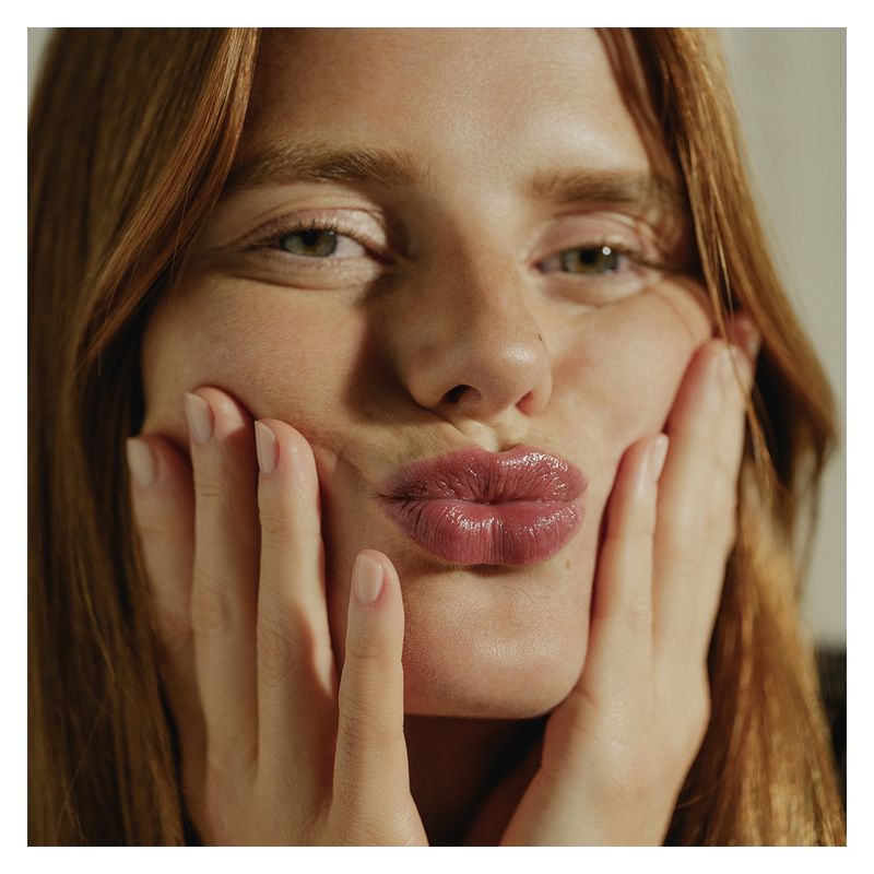 Sisley Phyto-Rouge Shine, Rossetto Brillante Donna, 3 g, 26 Sheer Bel Air, Idratante, Rimpolpante e Luminoso, Effetto Gloss, Comfort di un Balsamo