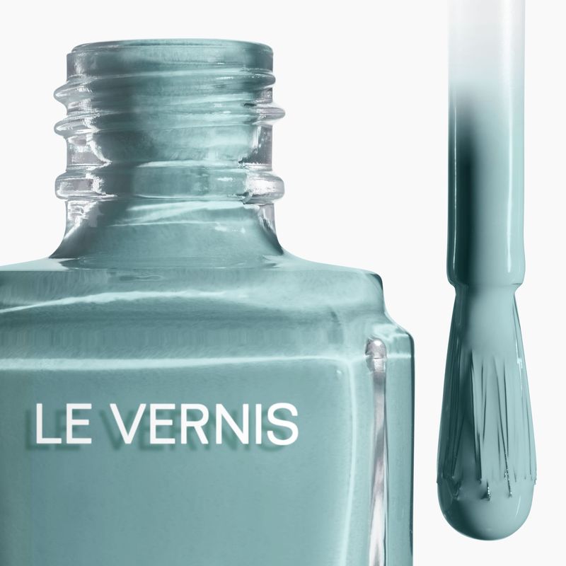 CHANEL - LE VERNIS