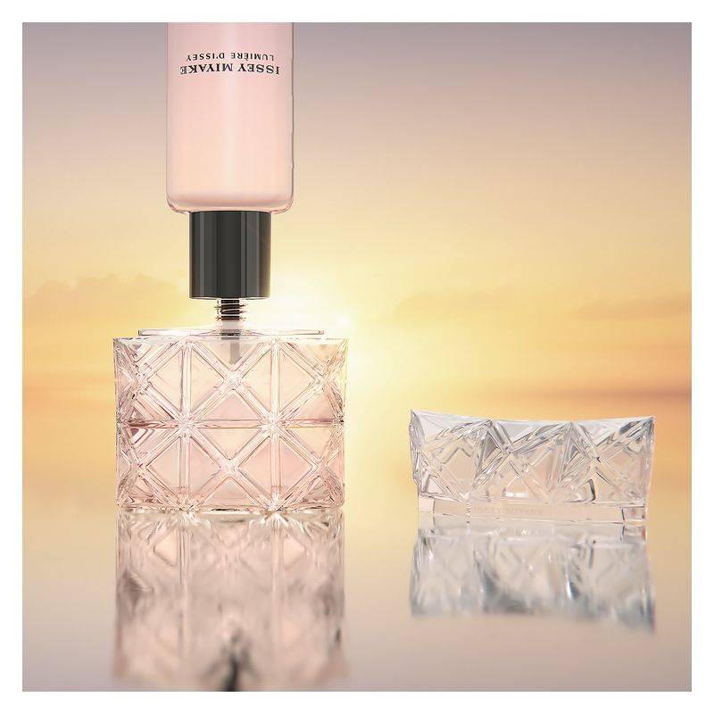 Issey Miyake - LUMIèRE D'ISSEY EAU DE PARFUM Issey Miyake - LUMIèRE D'ISSEY EAU DE PARFUM