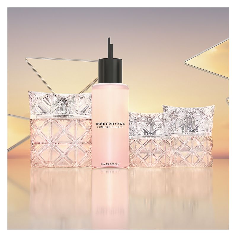 Issey Miyake - LUMIèRE D'ISSEY EAU DE PARFUM Issey Miyake - LUMIèRE D'ISSEY EAU DE PARFUM